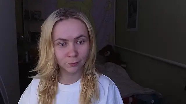 Riley Roo online show from March 15, 2026, 10:54 am