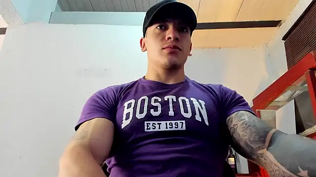 Snapshot of aquiles_51 chatting on September 25, 2025, 8:01 pm aquiles 51 online show from September 25, 2025, 8:01 pm