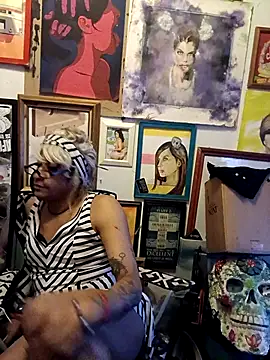 Snapshot of Mune_Raez_6 chatting on September 19, 2025, 4:18 pm Mune Raez 6 online show from September 19, 2025, 4:18 pm