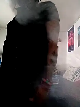 Snapshot of Mune_Raez_6 chatting on November 9, 2025, 9:51 am Mune Raez 6 online show from November 9, 2025, 9:51 am