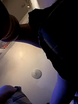 Snapshot of Mune_Raez_6 chatting on January 7, 2026, 2:30 pm Mune Raez 6 online show from January 7, 2026, 2:30 pm