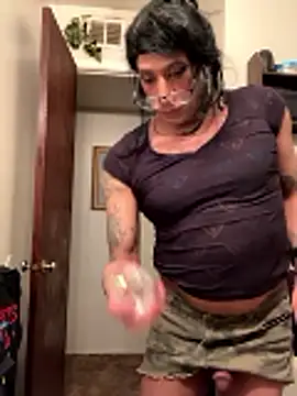 Snapshot of Mune_Raez_6 chatting on January 18, 2026, 2:21 pm Mune Raez 6 online show from January 18, 2026, 2:21 pm