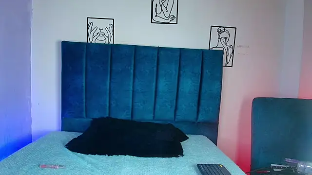 Snapshot of ale_blossom chatting on March 4, 2025, 3:00 am ale blossom online show from March 4, 2025, 3:00 am