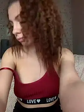 Snapshot of Katrin_kat@xh chatting on February 5, 2025, 6:24 am Katrin katxh online show from February 5, 2025, 6:24 am