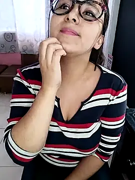 Cute Penelope online show from January 17, 2025, 6:12 pm