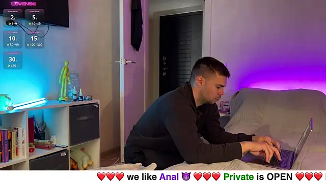 nikitos4you online show from March 22, 2025, 7:47 am