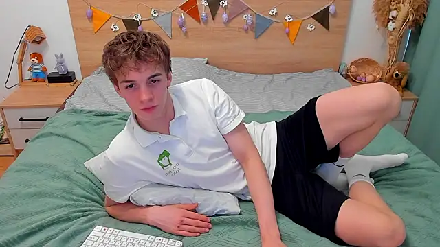 Snapshot of Fandi_777 chatting on February 24, 2026, 6:55 am Fandi 777 online show from February 24, 2026, 6:55 am