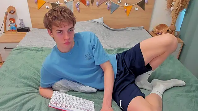 Snapshot of Fandi_777 chatting on March 2, 2026, 11:17 am Fandi 777 online show from March 2, 2026, 11:17 am