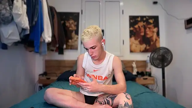 Snapshot of Cristian_Delgado chatting on March 29, 2026, 4:45 am Cristian Delgado online show from March 29, 2026, 4:45 am