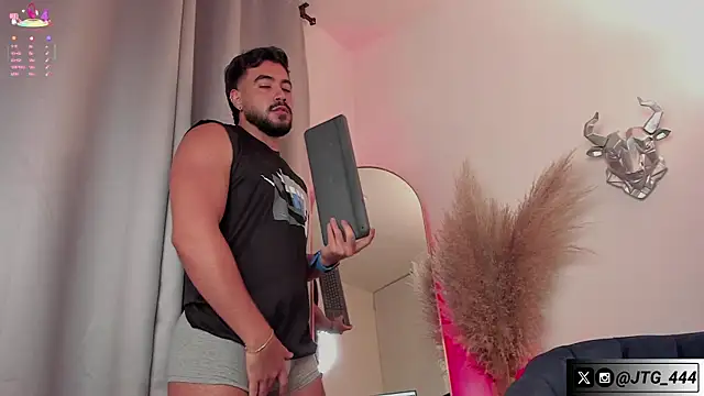 Snapshot of JeycobxBraand chatting on October 4, 2025, 4:21 am JeycobxBraand online show from October 4, 2025, 4:21 am