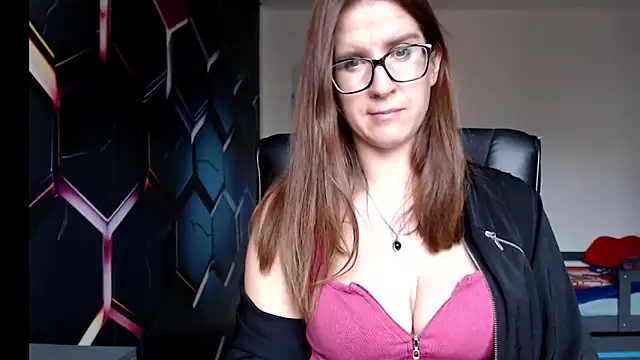 Snapshot of KayaRose chatting on December 4, 2024, 11:19 am KayaRose online show from December 4, 2024, 11:19 am