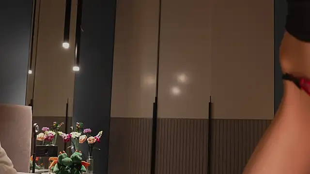 Snapshot of poisonn_girlll chatting on February 4, 2026, 6:36 pm poisonn girlll online show from February 4, 2026, 6:36 pm