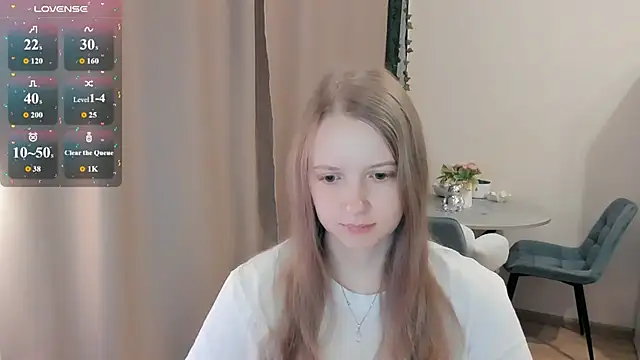 Snapshot of Alyaley chatting on July 18, 2026, 7:56 am Alyaley online show from July 18, 2026, 7:56 am