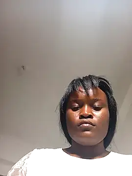 Bella045 online show from December 17, 2024, 4:43 pm