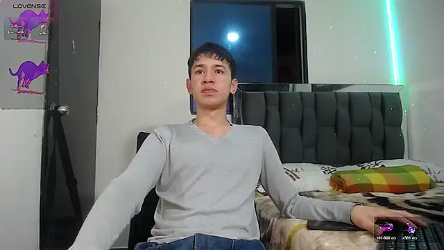 Snapshot of Mr_daren_ chatting on February 5, 2025, 6:04 pm Mr daren online show from February 5, 2025, 6:04 pm