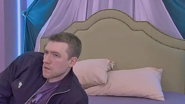 EthanPinkman online show from March 25, 2026, 5:02 am