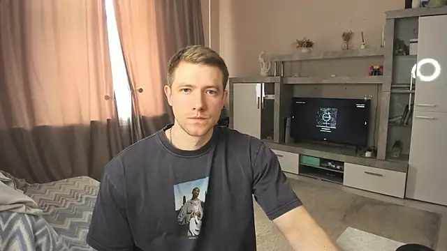 EthanPinkman online show from May 15, 2026, 5:47 am