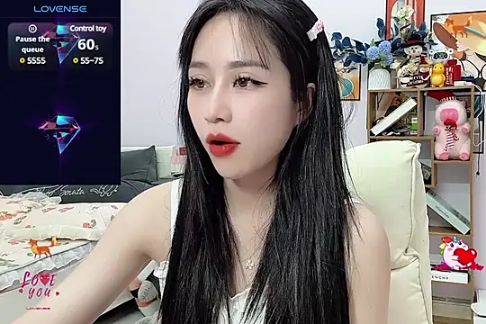  LLisa  online show from December 23, 2024, 6:05 pm