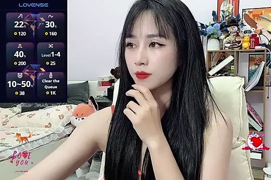  LLisa  online show from December 26, 2024, 6:22 pm