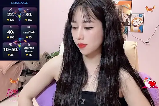  LLisa  online show from March 11, 2025, 9:59 pm