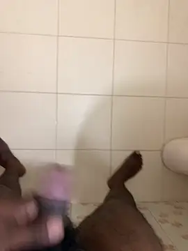 Snapshot of kaluwakolla chatting on November 14, 2025, 6:28 pm kaluwakolla online show from November 14, 2025, 6:28 pm