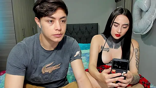 Snapshot of steban_and_kim chatting on February 28, 2025, 9:23 pm steban and kim online show from February 28, 2025, 9:23 pm