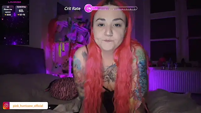 Snapshot of PinkHurricaneOfficial chatting on February 6, 2025, 10:32 pm PinkHurricaneOfficial online show from February 6, 2025, 10:32 pm