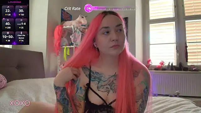 Snapshot of PinkHurricaneOfficial chatting on March 5, 2025, 10:33 am PinkHurricaneOfficial online show from March 5, 2025, 10:33 am