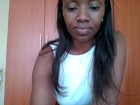 sexy darleen23 online show from October 2, 2025, 9:49 am