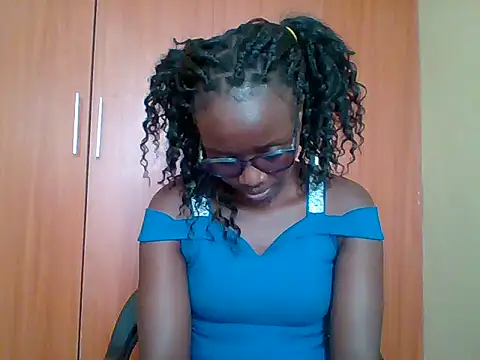 sexy darleen23 online show from March 27, 2026, 10:48 am