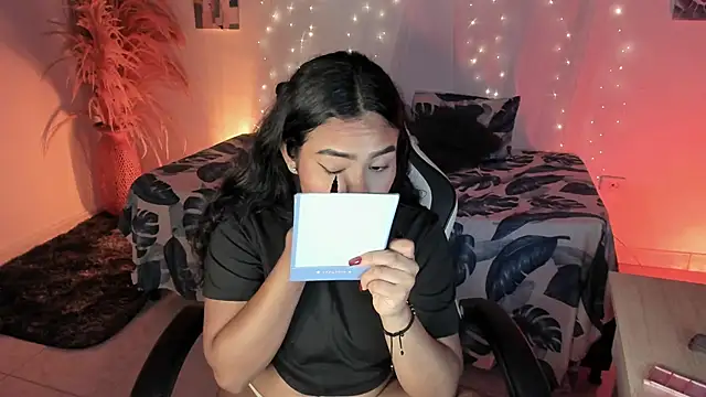 Riana Kean online show from March 5, 2026, 3:24 am