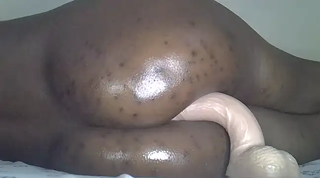 Snapshot of weusi12wetu chatting on March 11, 2025, 3:26 am weusi12wetu online show from March 11, 2025, 3:26 am