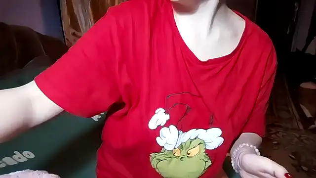 Snapshot of _Kitti_ chatting on February 17, 2026, 8:59 pm Kitti online show from February 17, 2026, 8:59 pm