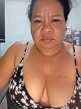 Snapshot of Shanttal0272 chatting on January 17, 2026, 1:27 pm Shanttal0272 online show from January 17, 2026, 1:27 pm