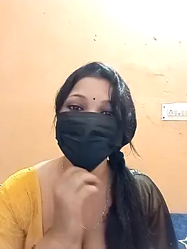 Snapshot of Beauty-khan chatting on October 3, 2025, 4:15 pm Beauty-khan online show from October 3, 2025, 4:15 pm