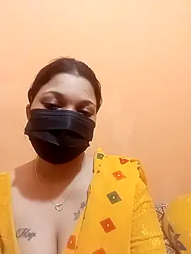 Snapshot of Beauty-khan chatting on October 12, 2025, 10:09 pm Beauty-khan online show from October 12, 2025, 10:09 pm
