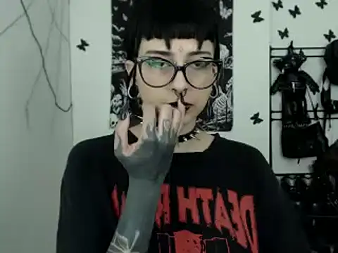 n0sferatus   online show from October 28, 2025, 3:54 am