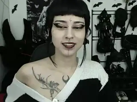 n0sferatus   online show from April 24, 2026, 2:58 am