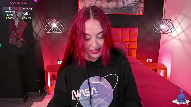 Megan wolf1  online show from November 15, 2025, 3:37 am