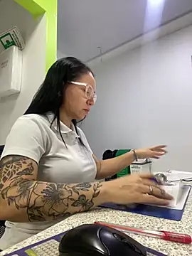 Snapshot of nurse_desi_sexlove chatting on February 14, 2025, 2:50 am nurse desi sexlove online show from February 14, 2025, 2:50 am