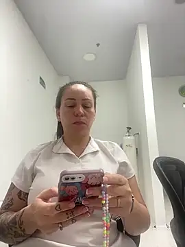 Snapshot of nurse_desi_sexlove chatting on March 5, 2025, 4:45 am nurse desi sexlove online show from March 5, 2025, 4:45 am