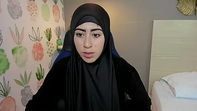 Snapshot of chaymae_nah_ chatting on January 9, 2025, 8:24 am chaymae nah online show from January 9, 2025, 8:24 am