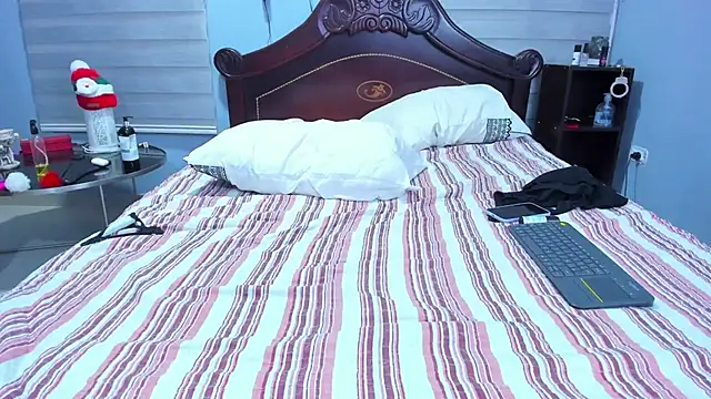 Snapshot of bella-black chatting on January 30, 2025, 3:11 am bella-black online show from January 30, 2025, 3:11 am