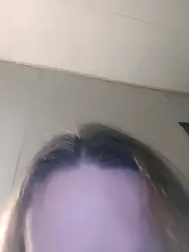 Snapshot of Evelina_cute chatting on January 10, 2025, 2:34 pm Evelina cute online show from January 10, 2025, 2:34 pm