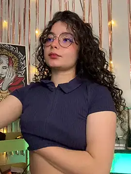 Snapshot of Antoniart_ chatting on January 7, 2025, 3:14 am Antoniart online show from January 7, 2025, 3:14 am