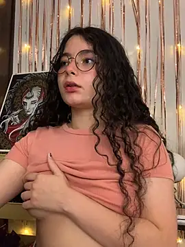 Snapshot of Antoniart_ chatting on January 12, 2025, 2:45 am Antoniart online show from January 12, 2025, 2:45 am