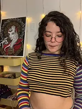 Snapshot of Antoniart_ chatting on February 9, 2025, 3:53 am Antoniart online show from February 9, 2025, 3:53 am