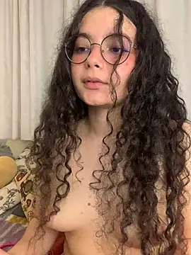 Snapshot of Antoniart_ chatting on March 4, 2025, 7:41 am Antoniart online show from March 4, 2025, 7:41 am