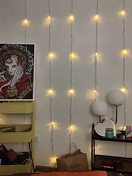 Snapshot of Antoniart_ chatting on March 6, 2025, 12:43 am Antoniart online show from March 6, 2025, 12:43 am