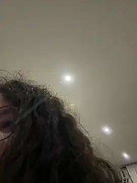 Snapshot of Antoniart_ chatting on March 13, 2025, 1:10 am Antoniart online show from March 13, 2025, 1:10 am